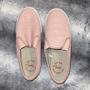 Gap slip on sneakers